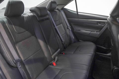 2015 Toyota Corolla GLX Sedan - Thumbnail