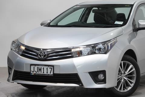 2015 Toyota Corolla GLX Sedan - Thumbnail