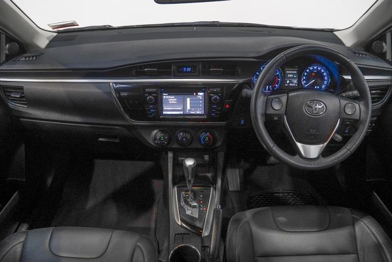 2015 Toyota Corolla GLX Sedan