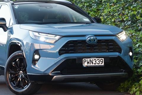 2023 Toyota RAV4 Hybrid SXE - Thumbnail