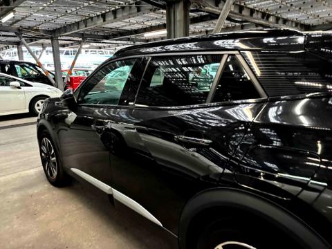 2021 Peugeot e-2008 GT Electric - Thumbnail