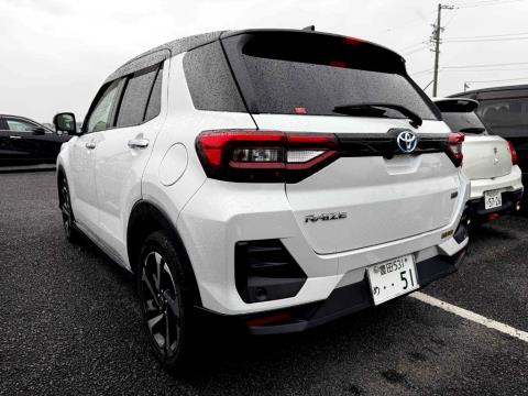 2021 Toyota Raize Z Hybrid - Thumbnail