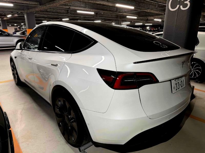 2023 Tesla Model Y Performance AWD