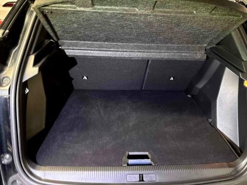 2021 Peugeot e-2008 GT Line Electric - Thumbnail