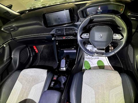 2021 Peugeot e-2008 GT Line Electric - Thumbnail