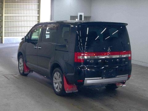 2013 Mitsubishi Delica D:5 4WD - Thumbnail