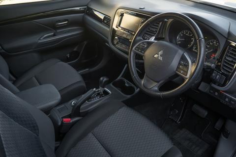 2013 Mitsubishi Outlander 24G 4WD - Thumbnail