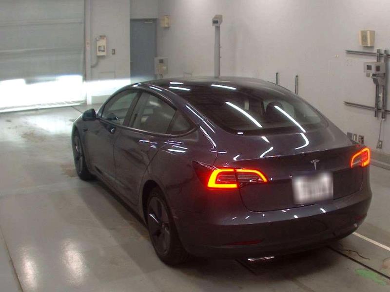 2021 Tesla Model 3 SR+