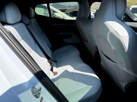 2024 Volvo EX30 Ultra Extended Range - Thumbnail