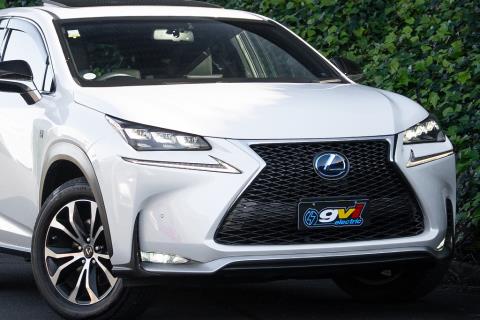 2015 Lexus NX 300h - Thumbnail