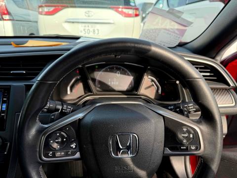 2018 Honda Civic RS Turbo Hatch - Thumbnail