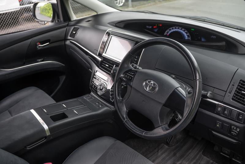 2014 Toyota Estima Hybrid Aeras