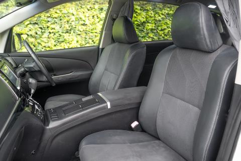 2014 Toyota Estima Hybrid Aeras - Thumbnail
