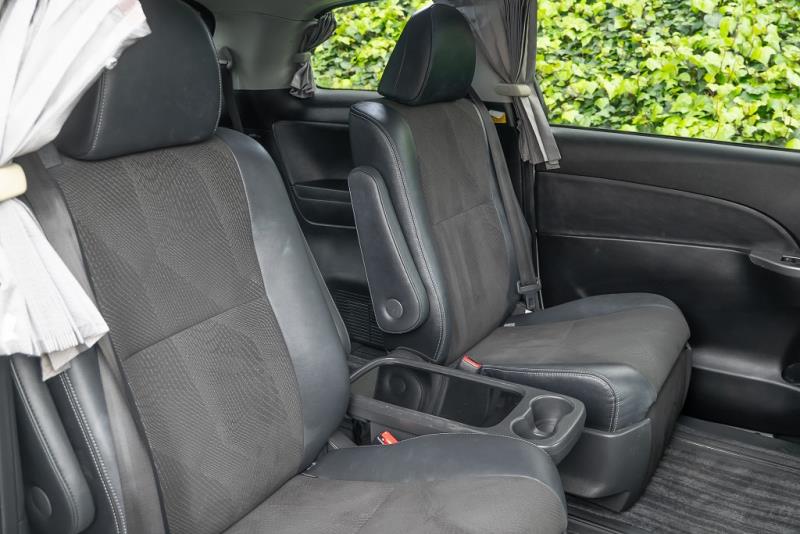 2014 Toyota Estima Hybrid Aeras