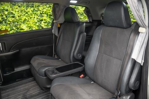2014 Toyota Estima Hybrid Aeras - Thumbnail