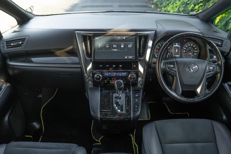 2018 Toyota Vellfire 2.5Z / Alphard