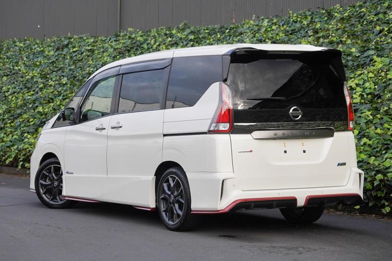 2018 Nissan Serena Nismo S-Hybrid