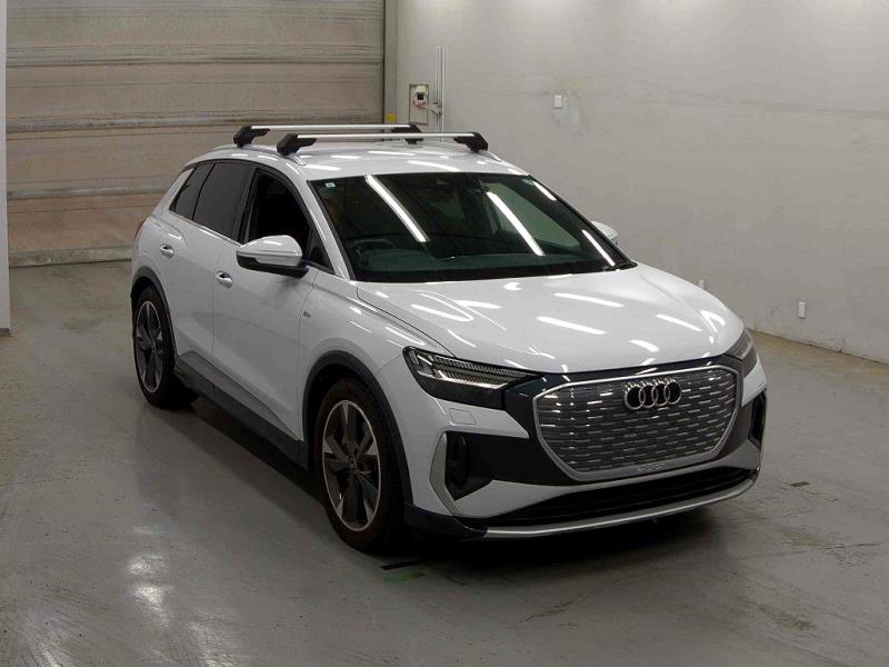 2023 Audi Q4 e-tron S Line
