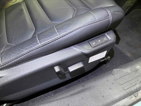 2022 Citroen e-c4 Shine Electric - Thumbnail