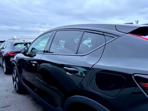 2022 Volvo C40 Recharge Ultimate - Thumbnail