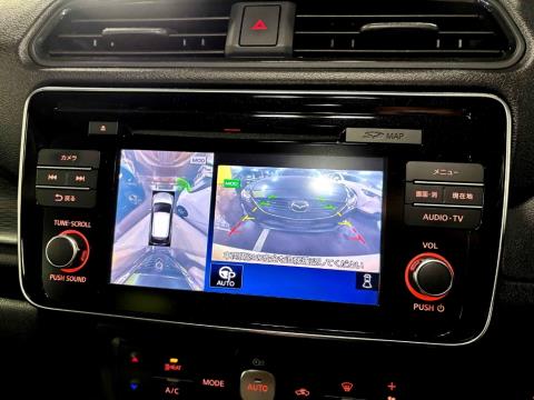 2018 Nissan Leaf 40G 86% SOH - Thumbnail