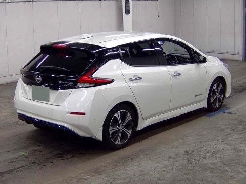 2018 Nissan Leaf 40G 86% SOH - Thumbnail