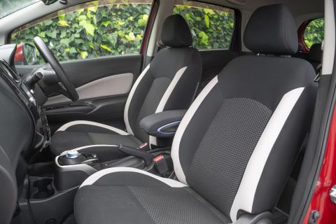 2017 Nissan Note e-Power X - Thumbnail