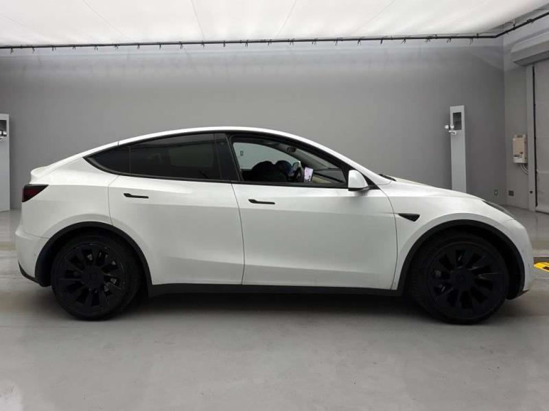 2023 Tesla Model Y 60kWh