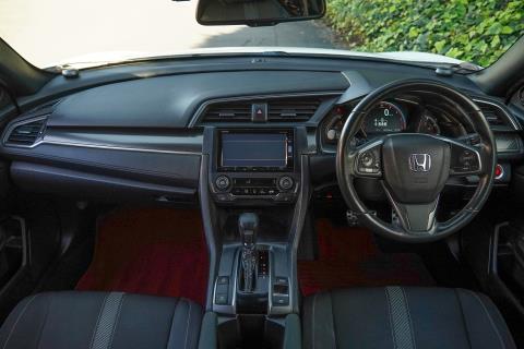 2017 Honda Civic RS Turbo - Thumbnail