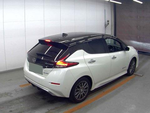 2022 Nissan Leaf e+ AUTECH 62kWh - Thumbnail