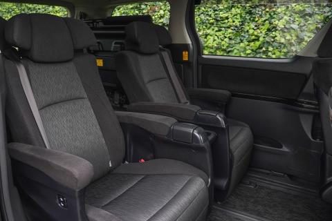 2015 Toyota Vellfire 2.4Z G / Alphard - Thumbnail
