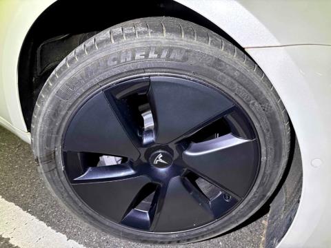 2021 Tesla Model 3 SR+ - Thumbnail