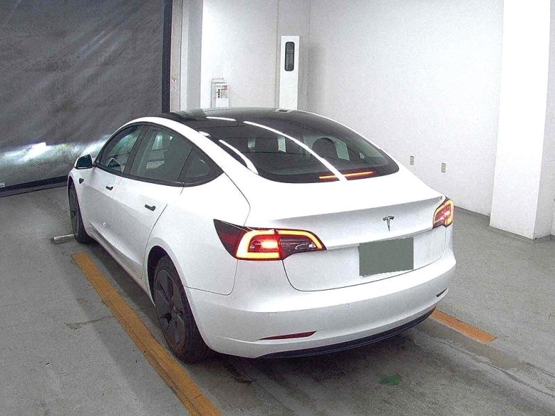 2021 Tesla Model 3 SR+