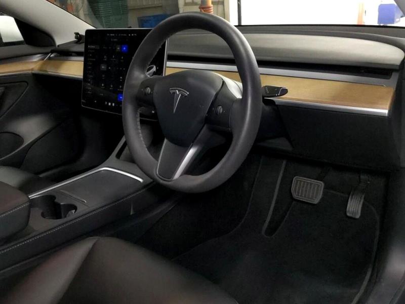 2021 Tesla Model 3 SR+