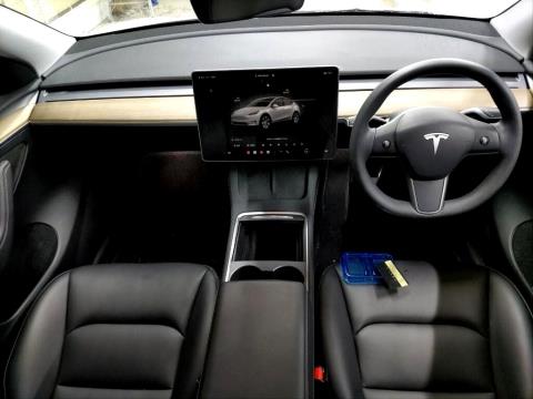2022 Tesla Model Y 60kWh - Thumbnail