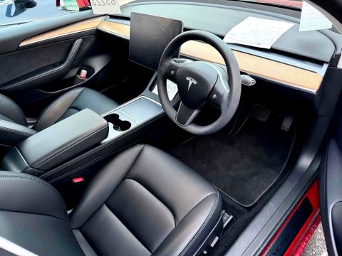 2022 Tesla Model 3 Long Range AWD - Thumbnail