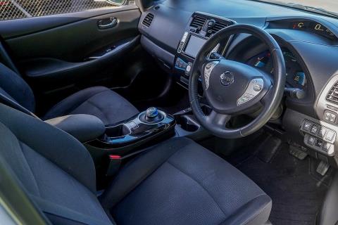 2016 Nissan Leaf 30X - Thumbnail
