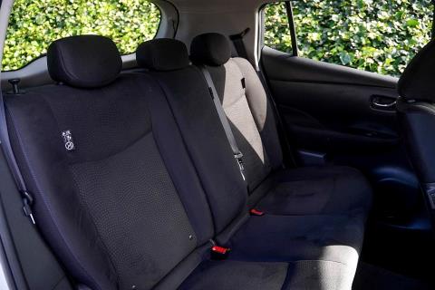 2016 Nissan Leaf 30X - Thumbnail