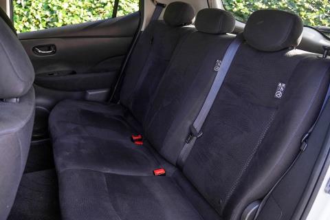 2016 Nissan Leaf 30X - Thumbnail