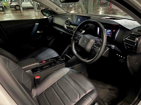 2023 Citroen e-C4 Shine Electric - Thumbnail