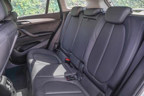 2018 BMW X1 S20i 2.0P/8AT - Thumbnail