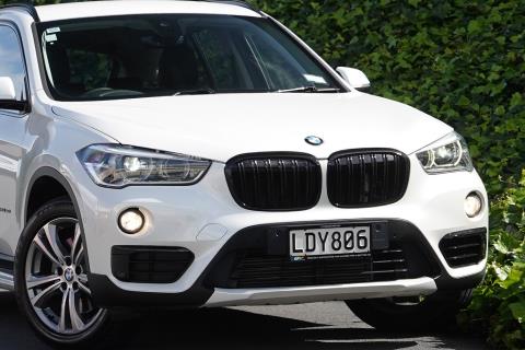2018 BMW X1 S20i 2.0P/8AT - Thumbnail