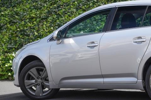 2015 Toyota Avensis 2.0 Wagon - Thumbnail