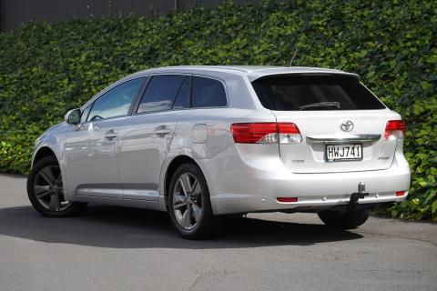 2015 Toyota Avensis 2.0 Wagon - Thumbnail