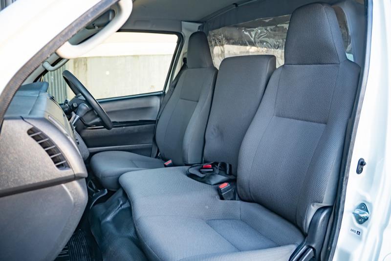 2021 Toyota Hiace ZL 5 Door