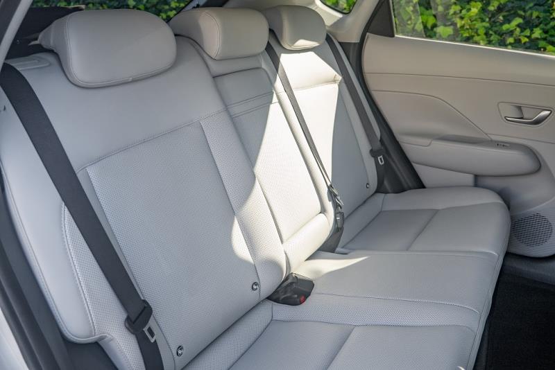 2023 Hyundai Kona Voyage 64kWh