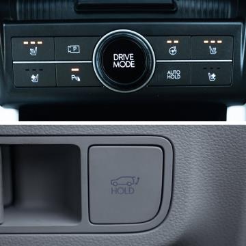 2023 Hyundai Kona Voyage 64kWh - Thumbnail