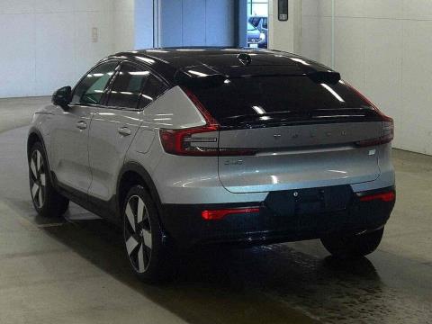 2022 Volvo C40 Recharge Ultimate - Thumbnail