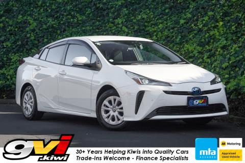 2021 Toyota Prius S Hybrid - Thumbnail