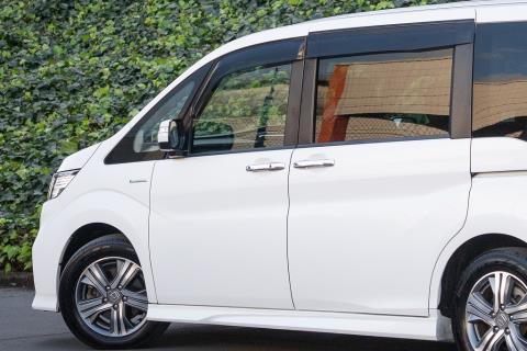 2018 Honda Step Wagon - Thumbnail